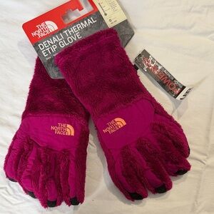 The North Face Denali Thermal Etip Gloves - Purple fur and touchscreen capable.
